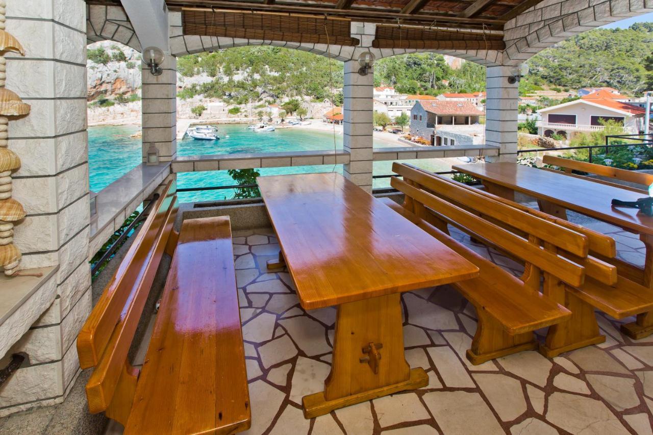 Villa Mateljan Zastrazisce Ngoại thất bức ảnh